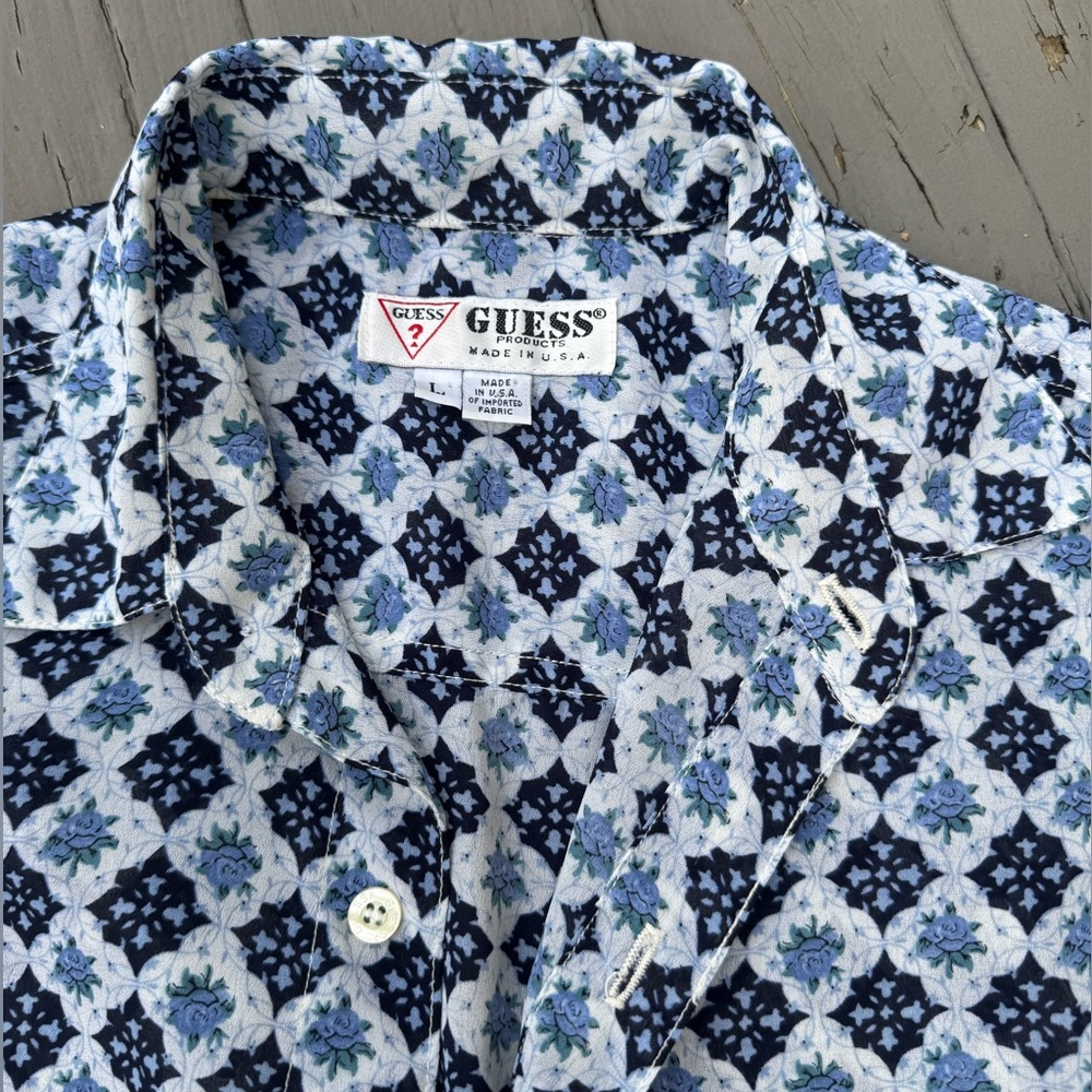 VTG • GUESS • Floral Button Down